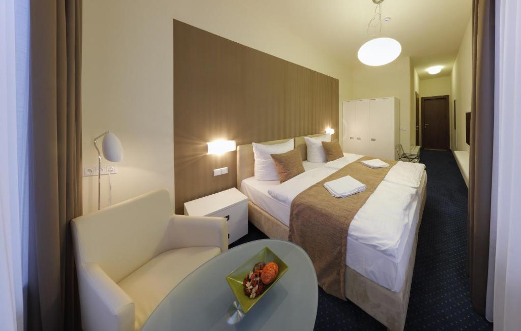 Esmarin Wellness Hotel Mníšek pod Brdy Oda fotoğraf