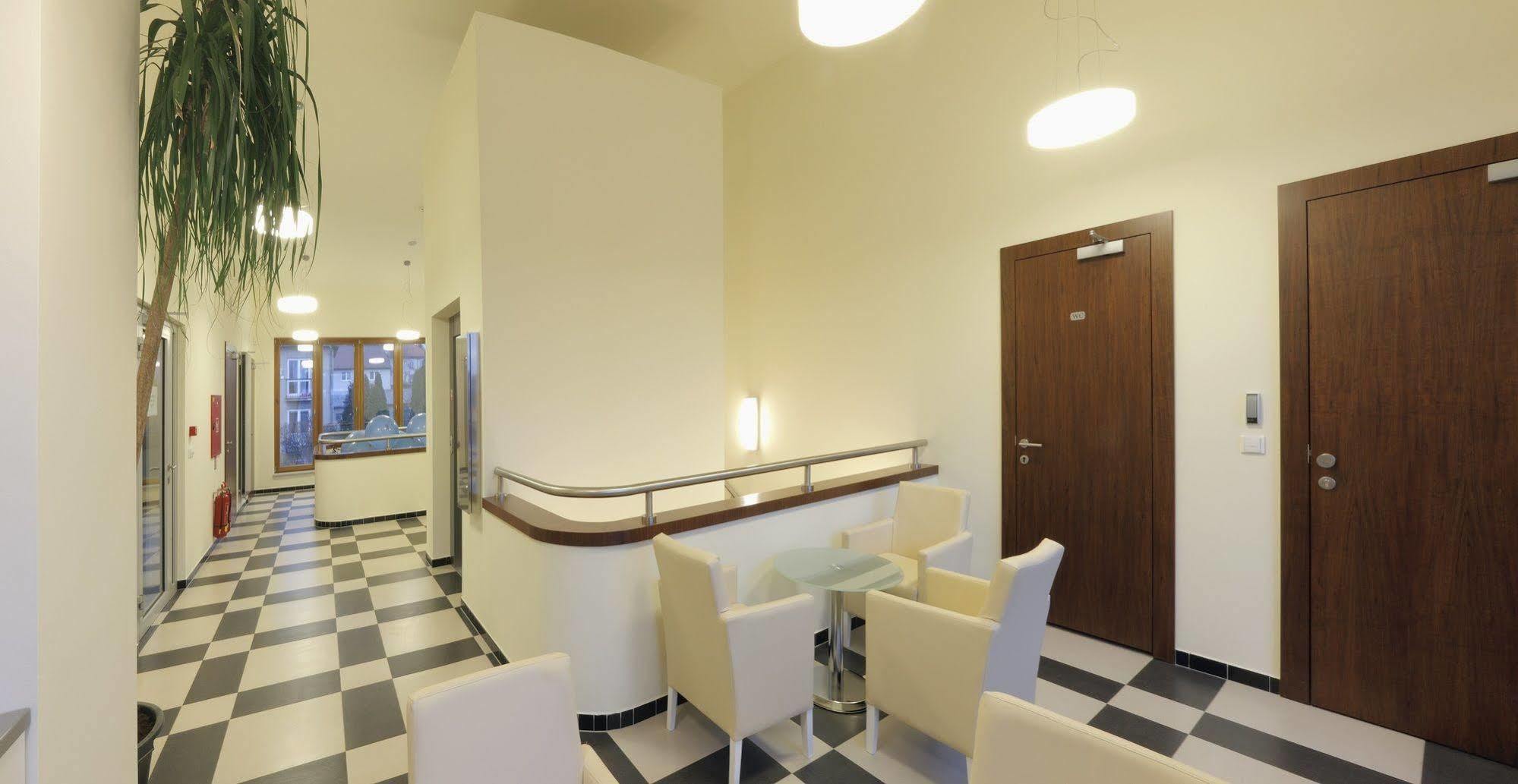 Esmarin Wellness Hotel Mníšek pod Brdy Dış mekan fotoğraf
